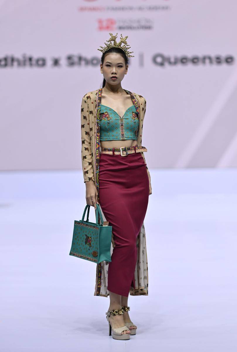 koleksi etnik modern dari Sparks Fashion (Doc. Sparks Fashion)